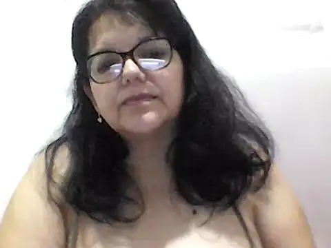 Snapshot of kassandra02 chatting on December 11, 3:15 pm kassandra02 online show from December 11, 3:15 pm