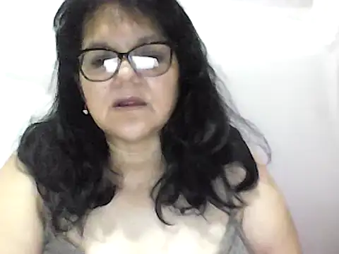 Snapshot of kassandra02 chatting on December 12, 2:59 am kassandra02 online show from December 12, 2:59 am