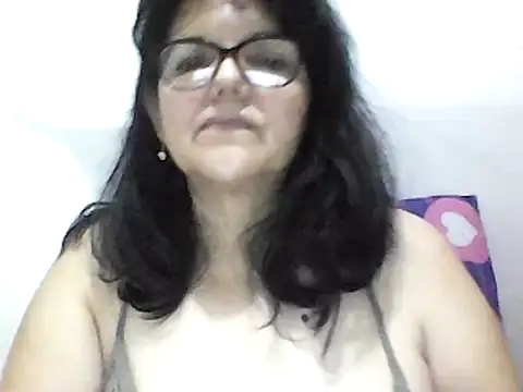 Snapshot of kassandra02 chatting on December 16, 3:08 am kassandra02 online show from December 16, 3:08 am