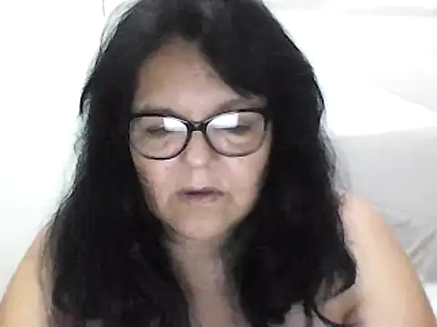 Snapshot of kassandra02 chatting on December 30, 2:42 am kassandra02 online show from December 30, 2:42 am