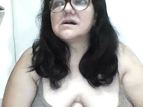 Snapshot of kassandra02 chatting on February 9, 2:17 am kassandra02 online show from February 9, 2:17 am