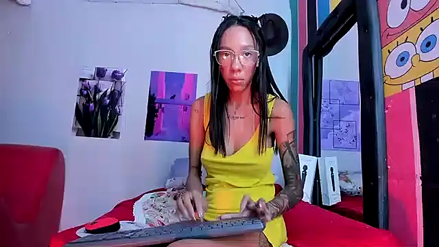 Snapshot of Laizasamantha2 chatting on January 10, 4:41 pm Laizasamantha2 online show from January 10, 4:41 pm