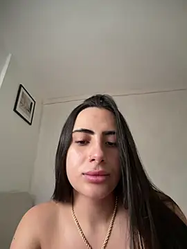 Snapshot of ValeryR_ chatting on March 28, 10:53 pm ValeryR online show from March 28, 10:53 pm