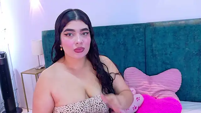 Snapshot of AgathaLynx chatting on October 11, 10:36 am AgathaLynx online show from October 11, 10:36 am