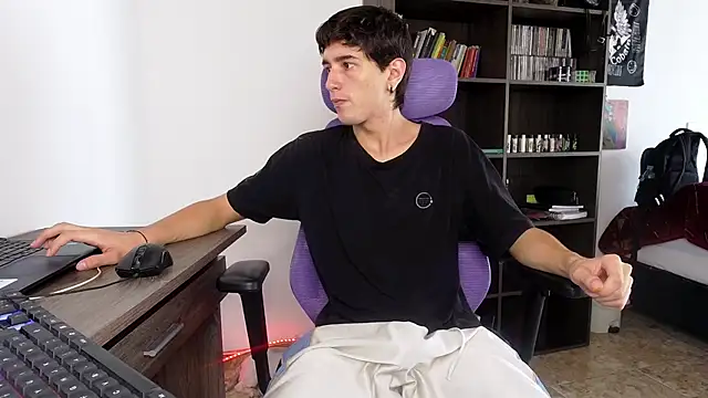 alex connorr online show from September 27, 4:01 pm