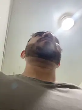 luisfer 98 online show from April 15, 5:58 am