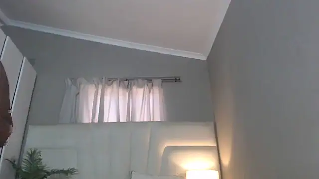 naughtyblackdolie online show from July 30, 7:51 am