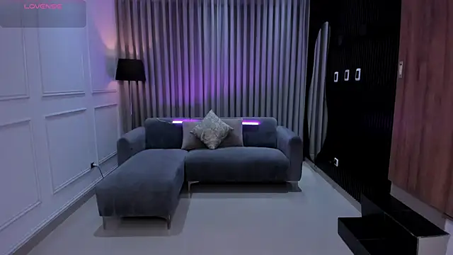 Anna parkker  online show from March 12, 11:09 am