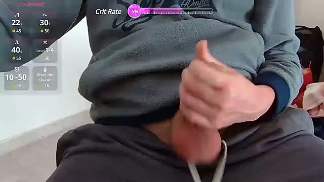 Snapshot of Volpe95a chatting on December 28, 9:52 am Volpe95a online show from December 28, 9:52 am