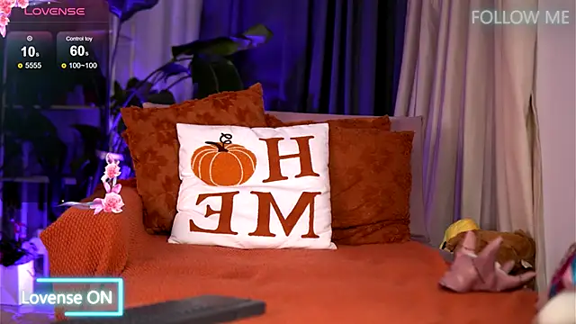 EmilyRaymont online show from November 21, 3:38 am