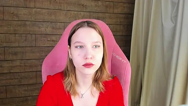LiliLinn online show from June 5, 4:19 am