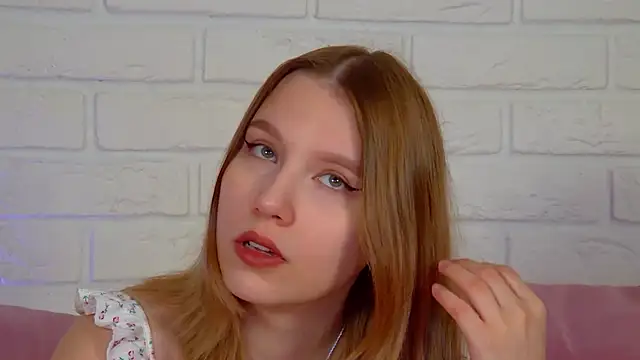LiliLinn online show from June 27, 4:28 am