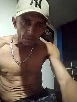 Snapshot of luiseduardomarta chatting on March 23, 2:59 am luiseduardomarta online show from March 23, 2:59 am