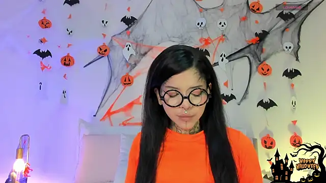 NinaInk online show from October 28, 11:36 am