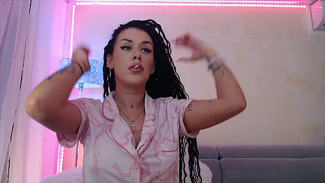 LaylaCruzRose online show from March 11, 6:08 am