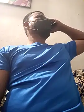 Snapshot of wildboy_simon chatting on December 27, 3:04 pm wildboy simon online show from December 27, 3:04 pm