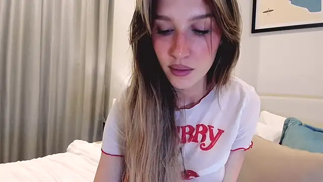 elliemintlover online show from April 25, 8:28 pm