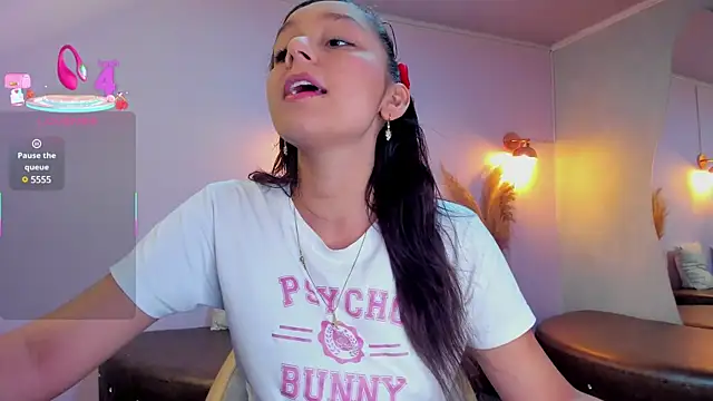 katy sweet19 online show from March 17, 6:32 pm