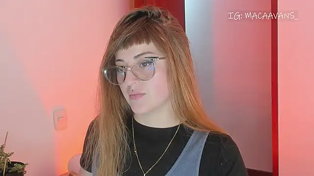 Snapshot of tekila__ chatting on June 9, 11:27 pm tekila online show from June 9, 11:27 pm