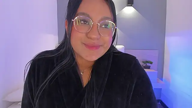 ellamontoya online show from February 11, 7:23 am