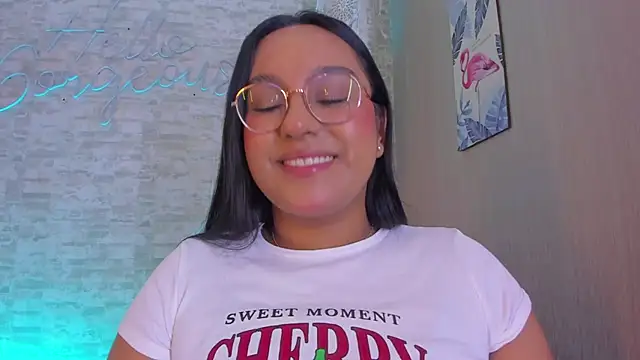 ellamontoya online show from February 17, 4:53 am