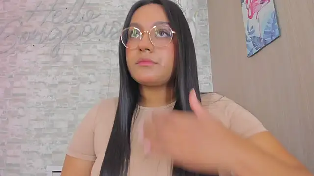 ellamontoya online show from March 16, 5:03 am