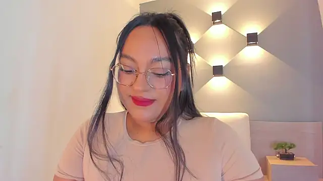 ellamontoya online show from October 8, 12:14 pm