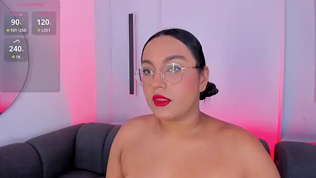 ellamontoya online show from October 23, 1:21 pm