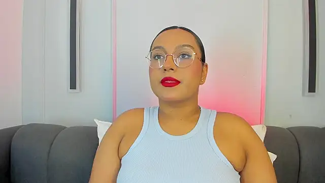 ellamontoya online show from November 25, 11:54 am