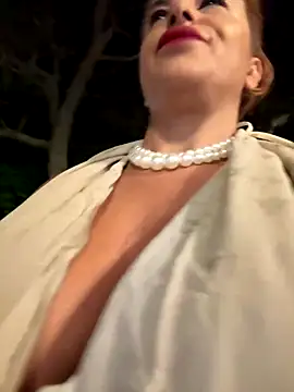 Selvaggia official83 online show from September 21, 7:26 pm