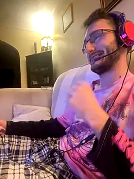 Snapshot of EE123458 chatting on September 11, 7:25 pm EE123458 online show from September 11, 7:25 pm