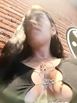 Freyja300 online show from December 22, 9:20 pm