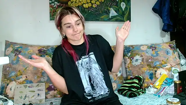 Sophie Bell online show from October 11, 4:38 pm