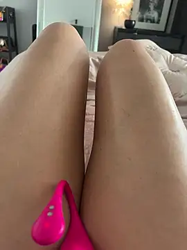 BlondieBarbieBabe online show from March 28, 1:54 pm