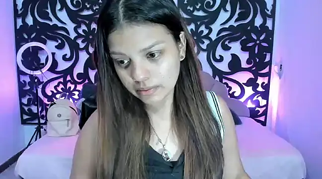 Snapshot of your_little_naughty1 chatting on January 8, 2:03 am your little naughty1 online show from January 8, 2:03 am