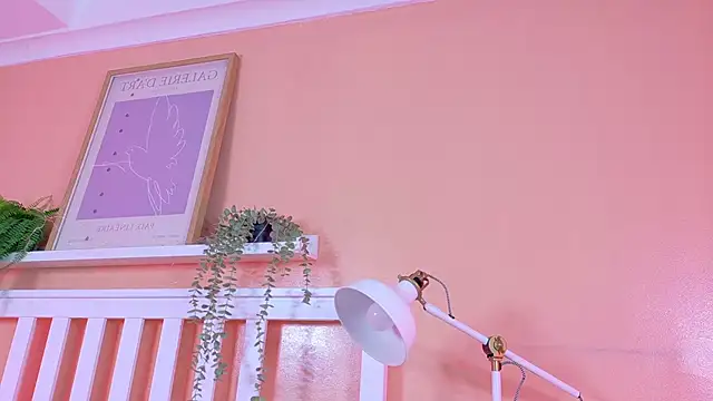 KendalMilleer online show from December 4, 10:24 am