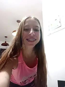 Snapshot of gabi_bunny chatting on February 10, 11:45 pm gabi bunny online show from February 10, 11:45 pm