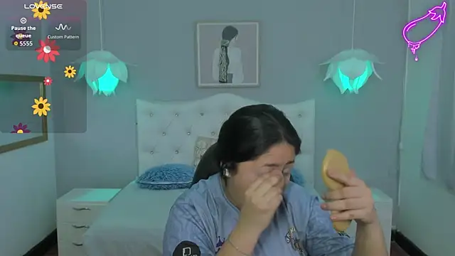 Lisa7 7 online show from November 19, 6:19 pm