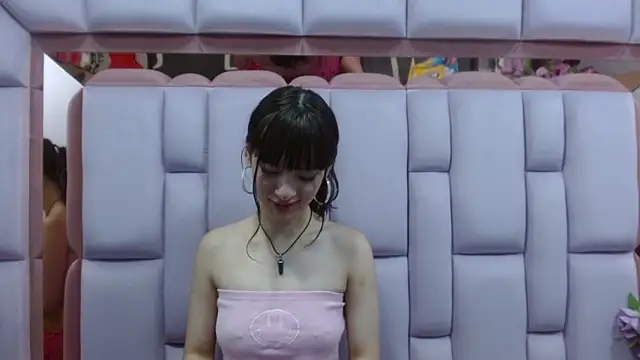 Aurora 18 online show from February 1, 12:40 am