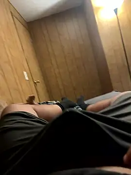 Snapshot of Jayare95 chatting on January 19, 3:43 am Jayare95 online show from January 19, 3:43 am