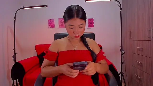 Snapshot of cloy_baby__ chatting on July 13, 11:02 am cloy baby online show from July 13, 11:02 am