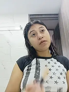 Snapshot of cloy_baby__ chatting on July 28, 11:39 am cloy baby online show from July 28, 11:39 am