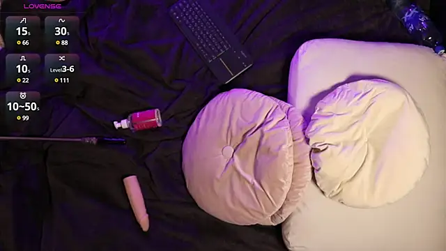 Sexydoll112 online show from January 8, 11:52 pm