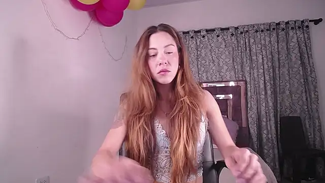 alejandrafitt online show from February 17, 3:25 am