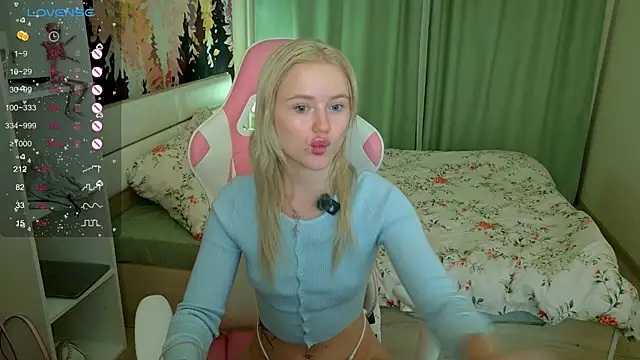 LexieLoree online show from September 26, 4:11 pm