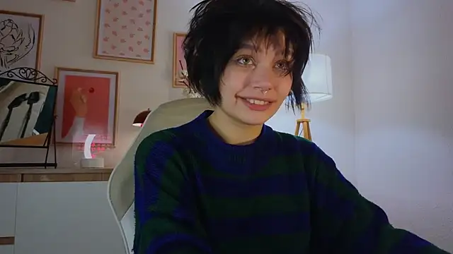 Snapshot of ari_rari chatting on March 19, 6:23 pm ari rari online show from March 19, 6:23 pm
