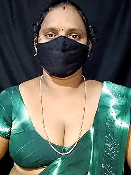 vintage-vibs online show from September 15, 6:19 pm