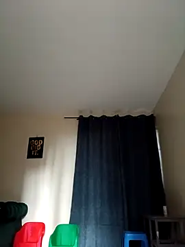 Lucyy1 online show from March 13, 6:16 am