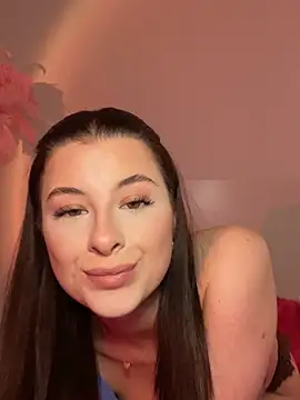 Mia-Minou online show from February 13, 4:25 pm