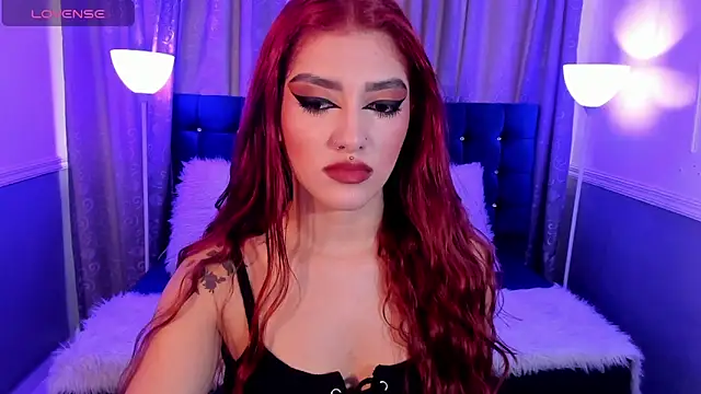 Snapshot of hallsredd chatting on March 11, 8:31 pm hallsredd online show from March 11, 8:31 pm